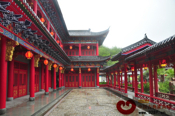 古色古香的回廊閣樓