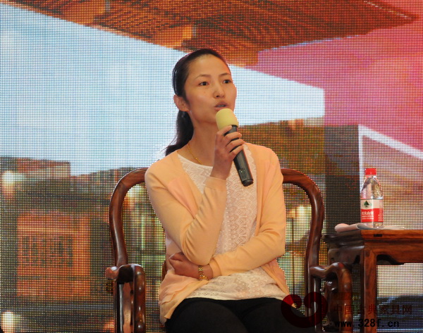 金智芳（浙江裕華木業(yè)有限公司總經(jīng)理 ）