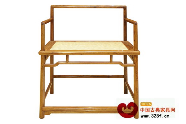 區(qū)氏臻品制作的禪椅大量采用軟屜 區(qū)氏臻品制作的禪椅大量采用軟屜