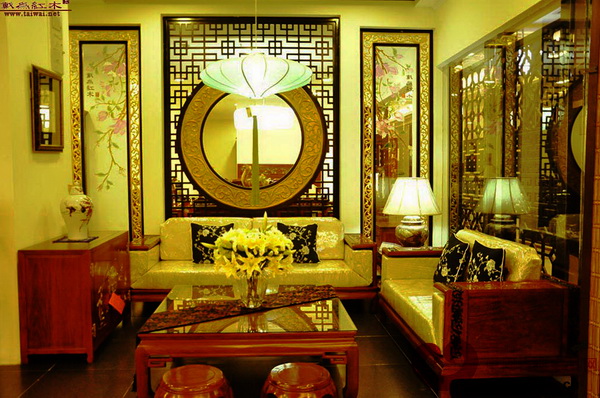 戴為紅木——明極沙發(fā)