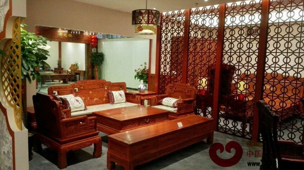 蘇陽紅紅木北京專賣店內(nèi)景一角 蘇陽紅紅木北京專賣店內(nèi)景一角