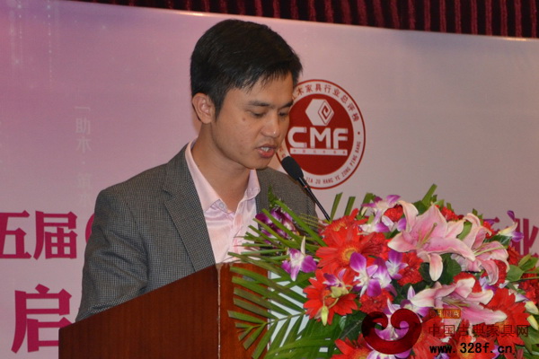 中國古典家具網(wǎng)、《品牌紅木》雜志CEO林偉華 中國古典家具網(wǎng)、《品牌紅木》雜志CEO林偉華