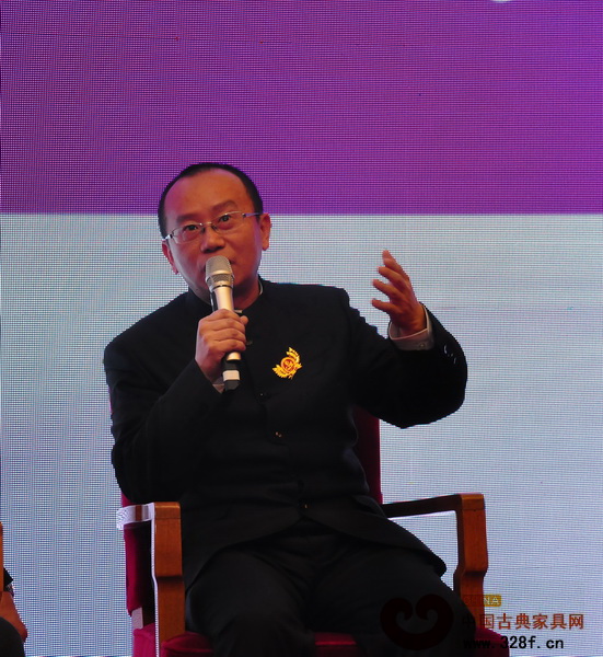 故宮博物院副研究員周京南談“設(shè)計(jì)與宣傳概念”兩種形式的創(chuàng)新 故宮博物院副研究員周京南談“設(shè)計(jì)與宣傳概念”兩種形式的創(chuàng)新