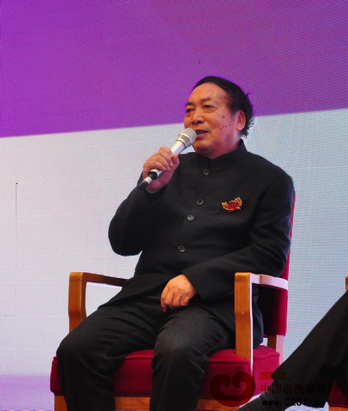 亞太手工藝大師馮文土表示,企業(yè)要走精品化、創(chuàng)新的道路 亞太手工藝大師馮文土表示,企業(yè)要走精品化、創(chuàng)新的道路