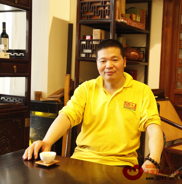 區(qū)氏臻品副廠長馬俊華 區(qū)氏臻品副廠長馬俊華