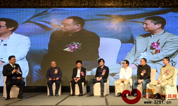 北京國(guó)富縱橫董事長(zhǎng)趙龍博士主持的巔峰論壇.JPG 北京國(guó)富縱橫董事長(zhǎng)趙龍博士主持的巔峰論壇.JPG