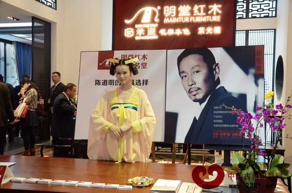 明堂紅木“五新”形象亮相東莞名家具展 明堂紅木“五新”形象亮相東莞名家具展