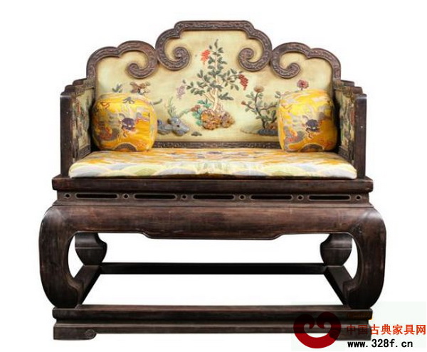 南京正大2015迎春慈善公益拍賣會,以3200萬元被拍走的紫檀漆心百寶花卉寶座,華麗卻不俗氣 南京正大2015迎春慈善公益拍賣會,以3200萬元被拍走的紫檀漆心百寶花卉寶座,華麗卻不俗氣