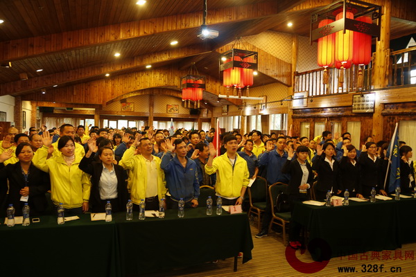 戴為紅木全體參與人員在特訓(xùn)中進行宣誓