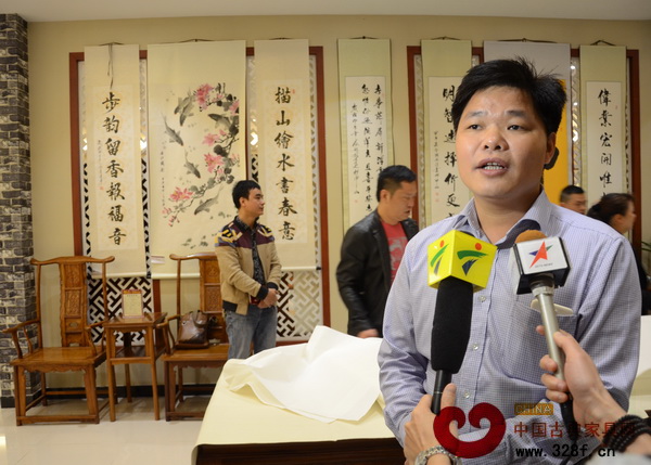 偉明軒紅木董事長張石乃接受媒體采訪 偉明軒紅木董事長張石乃接受媒體采訪
