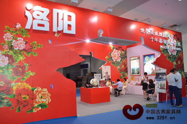 洛陽(yáng)館以特色文化產(chǎn)品展現(xiàn)千年帝都、絲路起點(diǎn)的魅力 洛陽(yáng)館以特色文化產(chǎn)品展現(xiàn)千年帝都、絲路起點(diǎn)的魅力