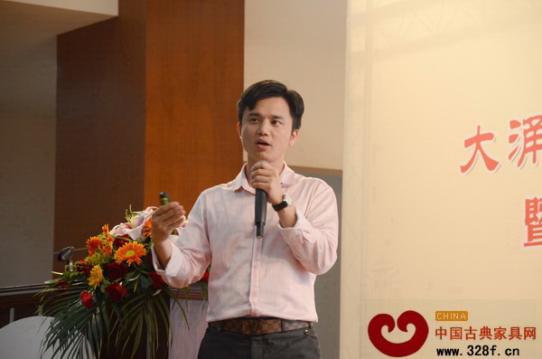 弘木傳媒CEO林偉華介紹大涌紅木產(chǎn)業(yè)官方全媒體的運(yùn)營(yíng)戰(zhàn)略 弘木傳媒CEO林偉華介紹大涌紅木產(chǎn)業(yè)官方全媒體的運(yùn)營(yíng)戰(zhàn)略