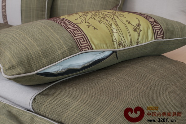 高質(zhì)內(nèi)芯和鎖邊工藝，保證高檔配套品質(zhì)表里如一