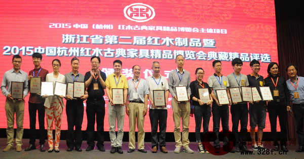 杭州展評(píng)出17件作品榮獲“珍品”稱號(hào) 杭州展評(píng)出17件作品榮獲“珍品”稱號(hào)