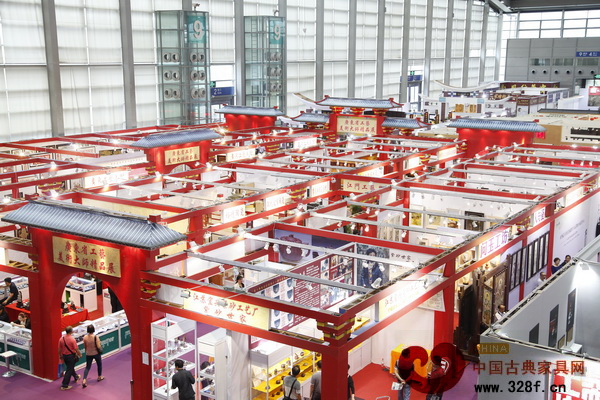 像深圳文博會這樣規(guī)模大且各分會場主題清晰的展會并不算多 像深圳文博會這樣規(guī)模大且各分會場主題清晰的展會并不算多