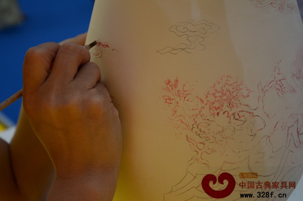 當(dāng)下,現(xiàn)代人缺乏對中國手工技藝的尊重和認(rèn)知,使之發(fā)展艱難 當(dāng)下,現(xiàn)代人缺乏對中國手工技藝的尊重和認(rèn)知,使之發(fā)展艱難