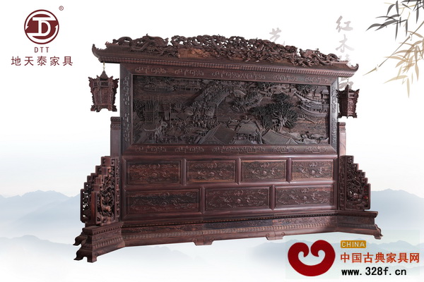 地天泰紅木獲獎(jiǎng)產(chǎn)品“大葉紫檀·清明上河圖屏風(fēng)” 地天泰紅木獲獎(jiǎng)產(chǎn)品“大葉紫檀·清明上河圖屏風(fēng)”