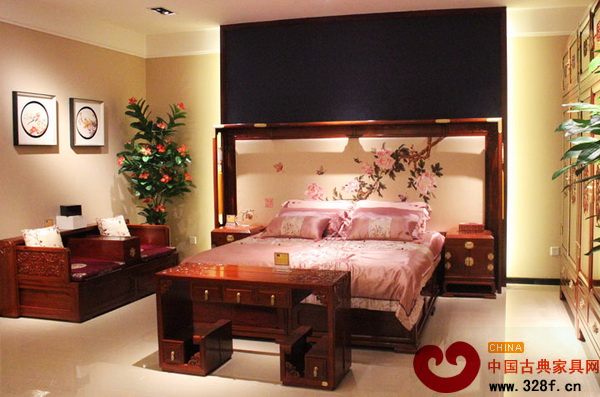 瀚晟堂紅木的新中式臥室系列 