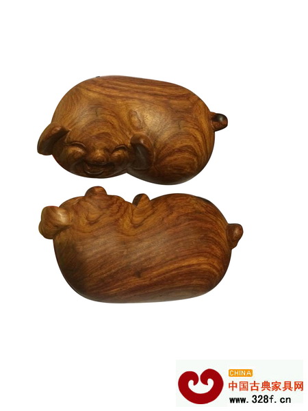 價(jià)值880元的緬甸花梨對豬 價(jià)值880元的緬甸花梨對豬