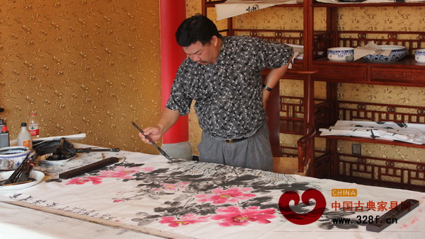 金彪云大師在作畫 金彪云大師在作畫