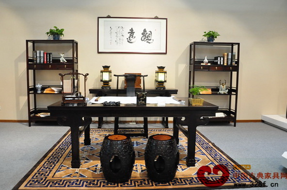 區(qū)氏臻品小葉紫檀仿明式書房家具 區(qū)氏臻品小葉紫檀仿明式書房家具