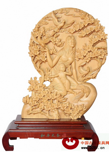 亞太地區(qū)手工藝大師、中國(guó)工藝美術(shù)大師、東陽(yáng)木雕傳承人馮文土作品《和平之春》 亞太地區(qū)手工藝大師、中國(guó)工藝美術(shù)大師、東陽(yáng)木雕傳承人馮文土作品《和平之春》