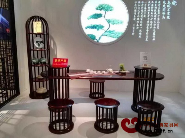 卓木王紅木作品《春曉茶臺(tái)》 卓木王紅木作品《春曉茶臺(tái)》