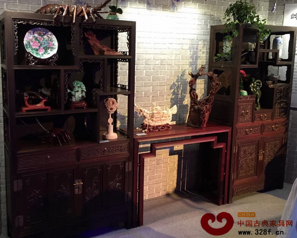 合興奇典居“廣州之夜”的展位一角 合興奇典居“廣州之夜”的展位一角