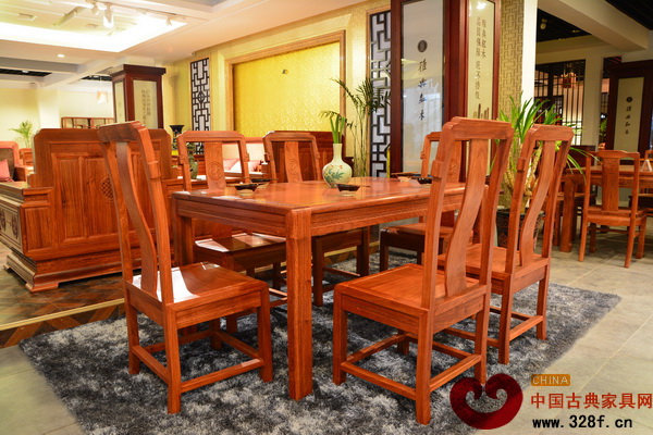 雅典紅木《漢風(fēng)餐桌》榮獲2015年度中國紅木家具“東作獎”精品獎 雅典紅木《漢風(fēng)餐桌》榮獲2015年度中國紅木家具“東作獎”精品獎