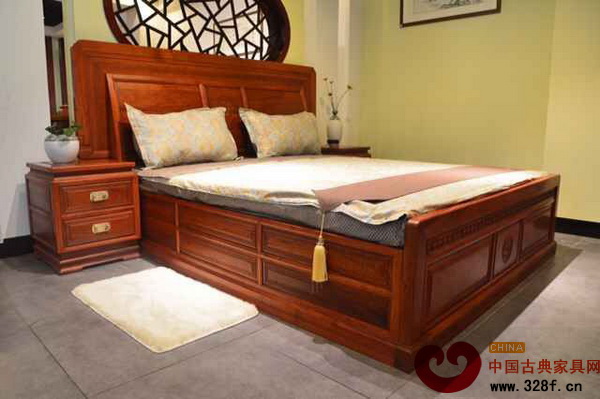 雅典紅木《漢風(fēng)大床》榮獲2015年度中國紅木家具“東作獎”優(yōu)秀獎 雅典紅木《漢風(fēng)大床》榮獲2015年度中國紅木家具“東作獎”優(yōu)秀獎