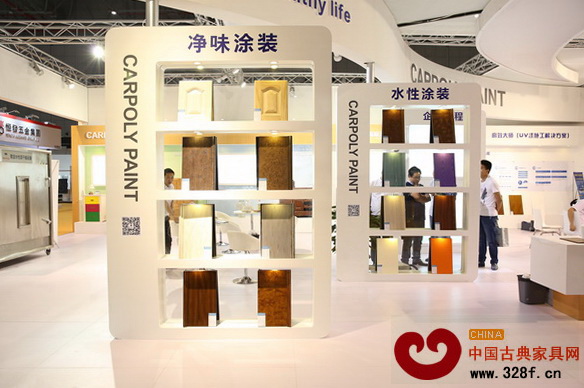 在設(shè)備配料展區(qū),眾多品牌企業(yè)更是集中力量主打“綠色環(huán)保”配料 在設(shè)備配料展區(qū),眾多品牌企業(yè)更是集中力量主打“綠色環(huán)保”配料