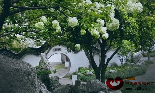月洞門是中國古典園林的標(biāo)配 月洞門是中國古典園林的標(biāo)配