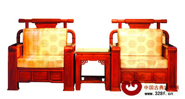 2005年中信紅木為北京人民大會堂浙江廳制作的軟體大總統(tǒng)沙發(fā) 2005年中信紅木為北京人民大會堂浙江廳制作的軟體大總統(tǒng)沙發(fā)