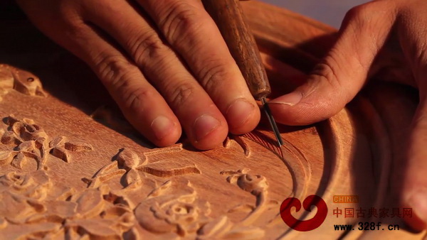 雅仕軒紅木對雕刻極為講究