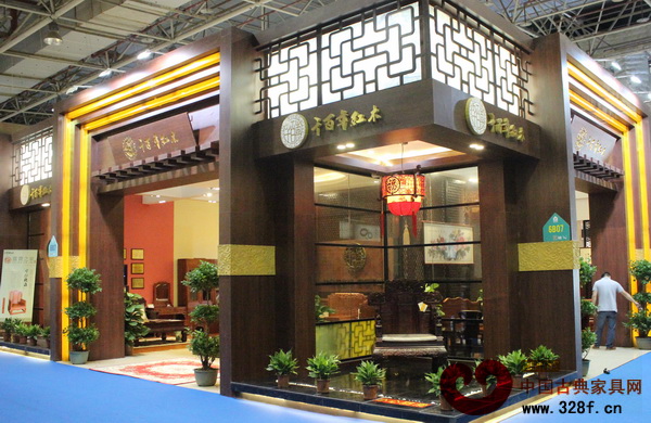千百年紅木攜最新品牌“富貴之家”亮相東莞名家具展 千百年紅木攜最新品牌“富貴之家”亮相東莞名家具展