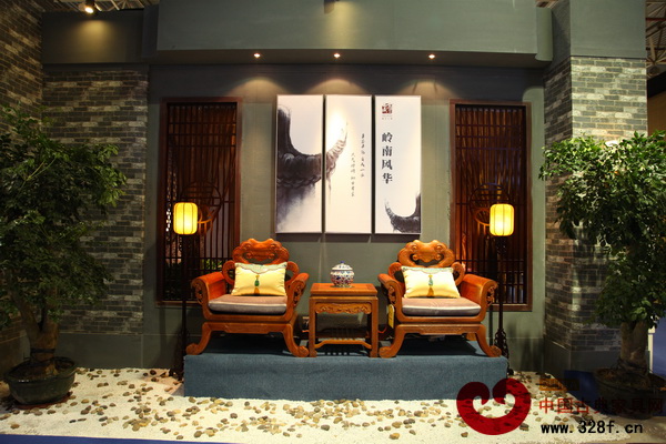 志成紅木新廣作產(chǎn)品《嶺南風(fēng)華椅》 志成紅木新廣作產(chǎn)品《嶺南風(fēng)華椅》