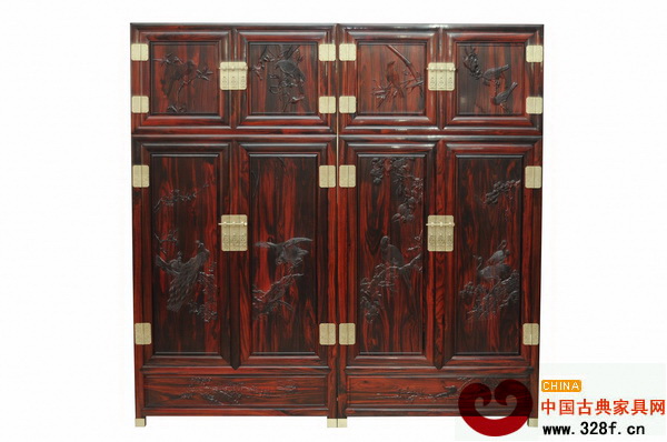 古森紅木——《黑酸枝檀雕頂箱柜》 古森紅木——《黑酸枝檀雕頂箱柜》