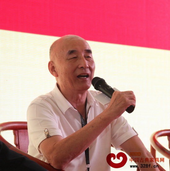 深圳市紅木文化藝術(shù)協(xié)會名譽會長、泰和園董事長邵湘文 深圳市紅木文化藝術(shù)協(xié)會名譽會長、泰和園董事長邵湘文