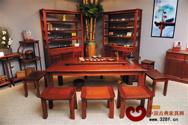 新中式家具比傳統(tǒng)古典家具更為簡約,符合現(xiàn)代人的審美需求 新中式家具比傳統(tǒng)古典家具更為簡約,符合現(xiàn)代人的審美需求