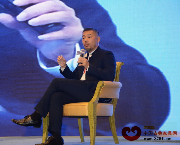 紅博城董事長林孟禮參加中國紅木家具博鰲論壇暨第六屆(2015)中國紅木家具品牌論壇,并做精彩分享 紅博城董事長林孟禮參加中國紅木家具博鰲論壇暨第六屆(2015)中國紅木家具品牌論壇,并做精彩分享