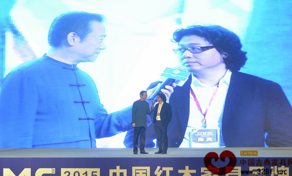 央視知名主持人趙保樂現(xiàn)場采訪東莞戴為紅木總裁戴愛國 央視知名主持人趙保樂現(xiàn)場采訪東莞戴為紅木總裁戴愛國