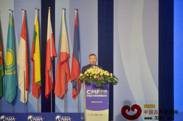 中國(大涌)紅木文化博覽城董事長林孟禮作2016中山紅博會(huì)介紹 中國(大涌)紅木文化博覽城董事長林孟禮作2016中山紅博會(huì)介紹