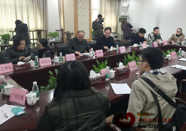 新媒體推介大涌紅木文化及3.15紅博會宣傳座談會現(xiàn)場 新媒體推介大涌紅木文化及3.15紅博會宣傳座談會現(xiàn)場