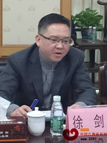 中山市委宣傳部副部長、網(wǎng)信辦主任徐劍對新媒體進(jìn)行解讀 中山市委宣傳部副部長、網(wǎng)信辦主任徐劍對新媒體進(jìn)行解讀