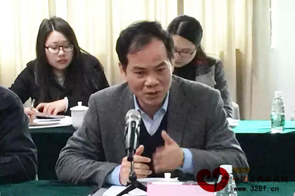 大涌鎮(zhèn)黨委書(shū)記黃紅全做總結(jié)發(fā)言 大涌鎮(zhèn)黨委書(shū)記黃紅全做總結(jié)發(fā)言