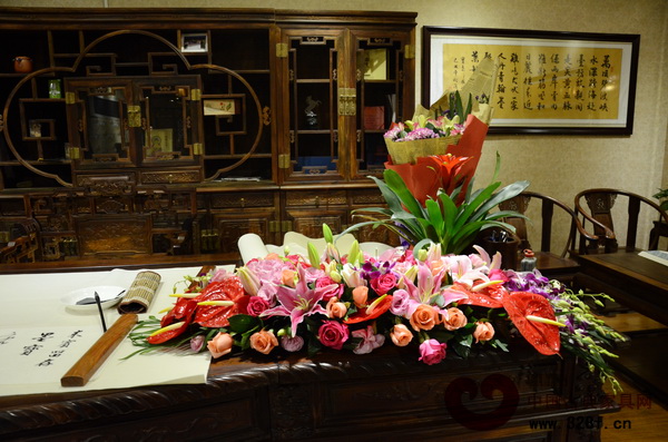 木香、墨香、花香,相得益彰 木香、墨香、花香,相得益彰