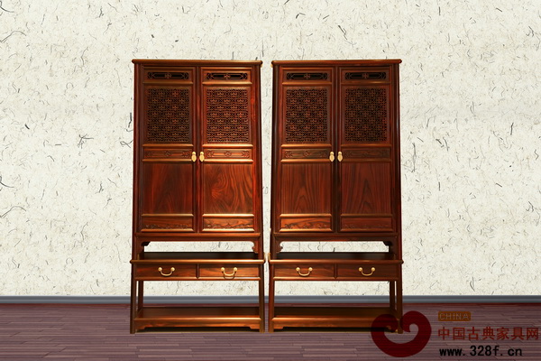 鈞福樓選送的參評(píng)作品“四合如意大小頭柜”