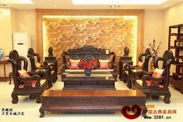 宇宏軒《萬里長城沙發(fā)》 