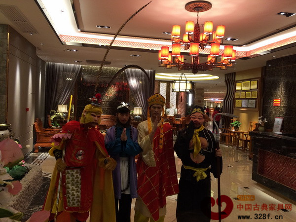 “現(xiàn)實版西游記”現(xiàn)身天工雋品紅博城旗艦店 “現(xiàn)實版西游記”現(xiàn)身天工雋品紅博城旗艦店