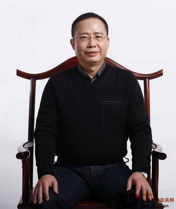 中山市南枝紅紅木家具有限公司董事長余武生